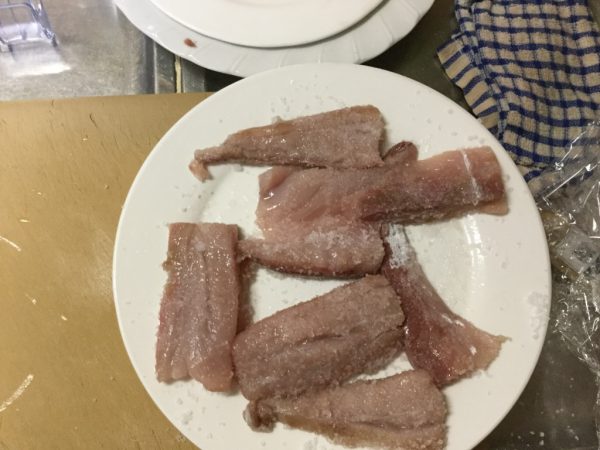 ツバス ブリ の刺し身 照り焼き アラ煮をつくってみた 釣り魚レシピ Tsuritabi