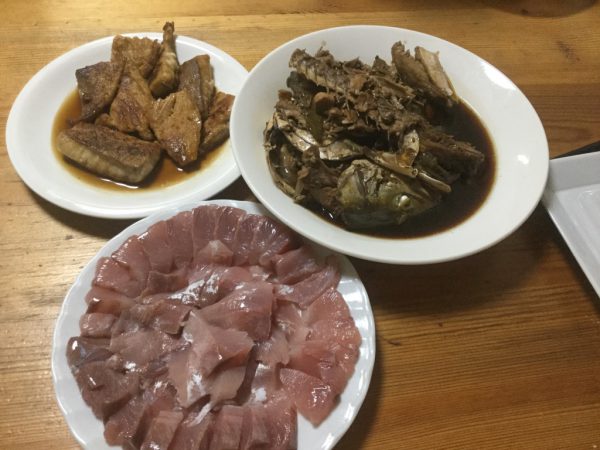 ツバス ブリ の刺し身 照り焼き アラ煮をつくってみた 釣り魚レシピ Tsuritabi