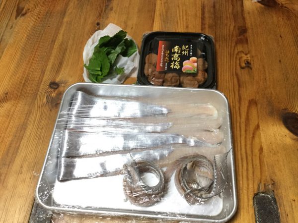 激ウマ料理 タチウオ 太刀魚 の梅しそ巻き グリル串焼き のつくりかた 釣り魚レシピ Tsuritabi